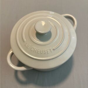 Le Creuset White 8oz Cocotte